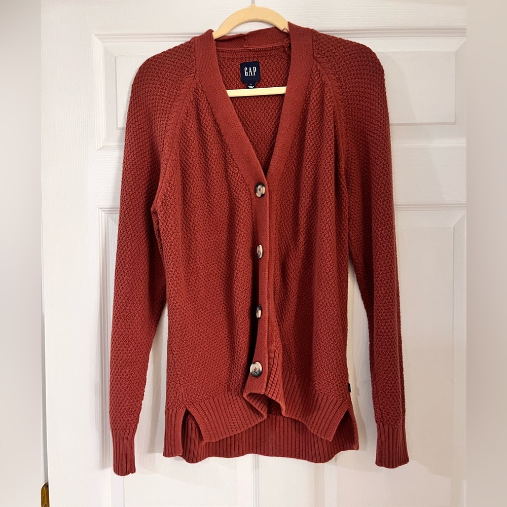 GAP Women’s Textured Cardigan Burnt Orange Cozy Button Front 100% cotton sweater